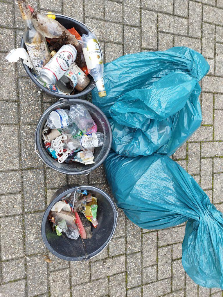 Müllsammelaktion (A