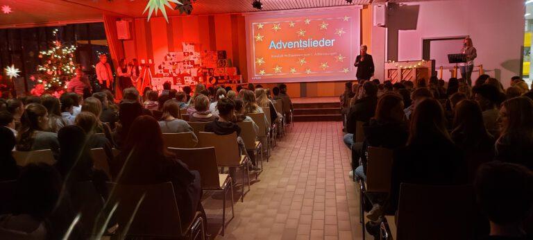 Foto Adventslieder singen