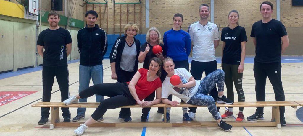 Das Lehrer-/Sozialarbeiterteam beim Völkerballturnier 